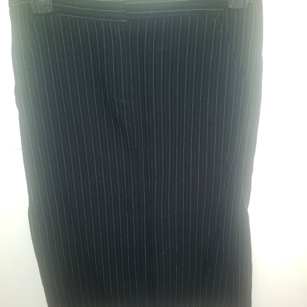 2/$10. Sisley skirt. Buy any 2 for $10